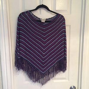 Indira poncho